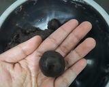 Foto langkah ke 3 dari resep Isian Cokelat untuk Kue / Roti.