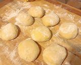 Velemi gesztenyés kifli🌰🥐 recept fázis 1 fotója