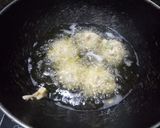 A picture of step 2 of Singhada & allu ke pakode.