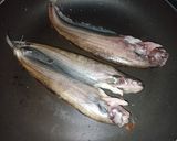 Gambar langkah 1 resipi Masak Lemak Ikan Lais Dan Nenas.