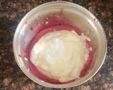 A picture of step 2 of Beetroot mini uttapam.