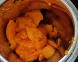A picture of step 3 of Keshar mango juice.