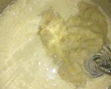 Foto langkah ke 4 dari resep Bolu pisang kukus.
