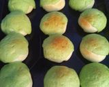 Foto langkah ke 6 dari resep Pandan Mexican Bun.