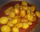 A picture of step 6 of Chilli garlic potato.