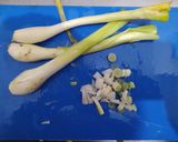 Foto del paso 4 de la receta: Pasta con crema de verdeo y pollo