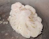 Foto del paso 1 de la receta: Puré de coliflor y cebolla morada