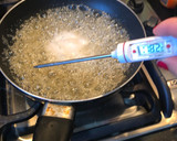 Foto del paso 3 de la receta: Mantecol casero con baño de choco