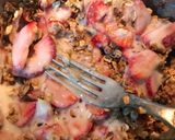 Foto del paso 2 de la receta: Barritas de granola, yogurt y frutillas apto para diabéticos (sin cocción)