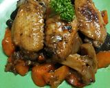 รูปขั้นตอนการทำที่ 9 ของ สตูว์ปีกไก่เห็ดสองสหาย