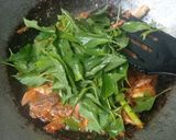 Foto langkah ke 4 dari resep Tongkol Suwir Kemangi.