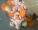 Foto langkah ke 6 dari resep Sup Oyong Mi Creamy Onion.