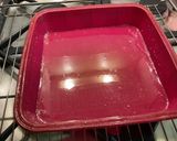 Une image de l'étape 4 de Gâteau aux pêches de vigne et miel.