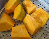 Foto langkah ke 1 dari resep Bingka Labu Kuning.