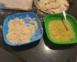 A picture of step 2 of Home made chicken panne.