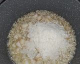 Foto del passaggio 5 della ricetta Risotto con noci, pere e formaggio pecorino