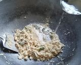 A picture of step 5 of Simple Upma.