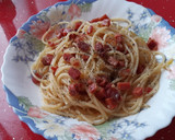 Foto del paso 5 de la receta: Espaguetis al ajillo con taquitos de jamón