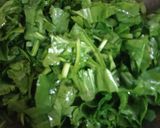 A picture of step 4 of Aloo Palak.
