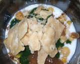 A picture of step 18 of Dahi Bara Chickpea Chaat.