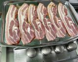 A picture of step 3 of Grilled Marinated Pork Belly with Cherry Tomatoes.