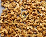 Foto langkah ke 6 dari resep Kacang Mede Krispy.