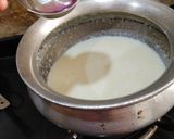 A picture of step 5 of Ground Rice Phirni.
