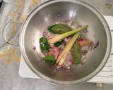 Foto langkah ke 1 dari resep Opor Kuning Ayam Telur.