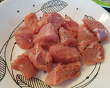 Foto del paso 1 de la receta: Solomillo con salsa de naranja, fresones y miel