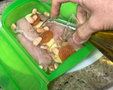 Foto del paso 6 de la receta: Pollo con patatas al cava en el microondas con el estuche Lékué