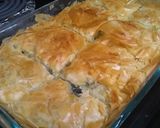 Foto del paso 5 de la receta: Spanakopita: Tarta griega de espinaca y feta