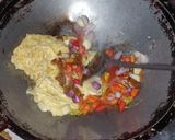 Foto langkah ke 4 dari resep 2. LAUK HEMAT Telur Orak Arik Pedas.