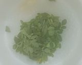 Foto langkah ke 2 dari resep Sayur bening Daun Kelor.