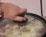 Foto del paso 3 de la receta: Relleno de carne para empanada pirok o rollitos primavera o gyozas