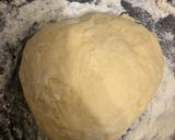 Foto del paso 2 de la receta: Medialunas de manteca. Valen la pena el trabajo!!