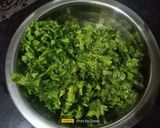 A picture of step 6 of Stuffed Radish Paratha (Stuffed Mooli Paratha).