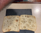 Foto del paso 2 de la receta: Sándwich de jamón, doble de queso y sobrasada