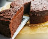 Foto langkah ke 7 dari resep Fudgy Chocolate Avocado Cake (sugar free).