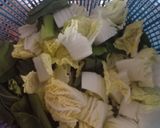 Foto langkah ke 1 dari resep Capcay Bakso Ayam.
