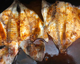 Foto del paso 4 de la receta: Dorada a la espalda