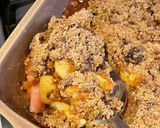 A picture of step 4 of Rhubarb, Apple & Ginger Crumble 🍎🍏.