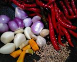 Foto langkah ke 1 dari resep Pepes Udang Pedas.