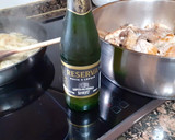 Foto del paso 3 de la receta: Pollo a la cerveza