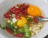 Foto langkah ke 2 dari resep Telur Dadar Khas Vietnam.
