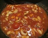 A picture of step 2 of Octopus in a spicy tomato sauce.