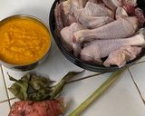 Foto langkah ke 1 dari resep Ayam Ungkep Kuning (Ungkep Ayam Goreng).