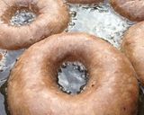 A picture of step 11 of Fried chocolate Doughnuts.