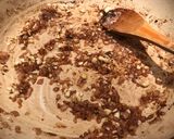 A picture of step 3 of Chicken Marsala.