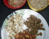 पिन्नी ड्राई फ्रूटस आटा लड्डू (Pinni Dry Fruits Atta Laddu recipe in Hindi) रेसिपी चरण 1 फोटो