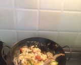 Foto langkah ke 3 dari resep Tom Yam / Tom Yum Seafood.